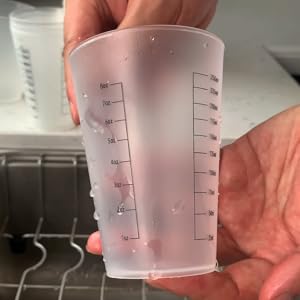 8oz Reusable Plastic Measuring Cups Liquid Paint Mixing Measure Cups For Kitchen Cooking 3