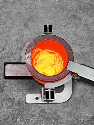 Hand-held Crucible Pouring Tongs/Rack with A Graphite Crucible, Work with Crucibles and Melting Furnace, Metal Casting 2