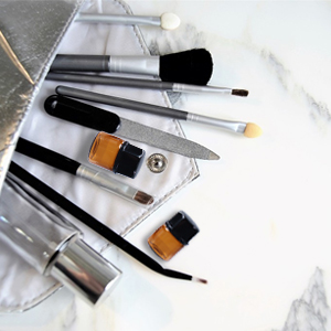 Glass Essential Oils Sample Bottles With Black Caps For Essential Oils, Perfumes & Lab Chemicals 30ml Measuring Cup 2